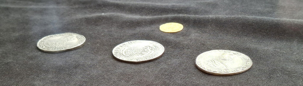 Koszalińskie monety z czasów księcia pomorskiego Bogusława XIV będące w zbiorach Muzeum w Koszalinie.